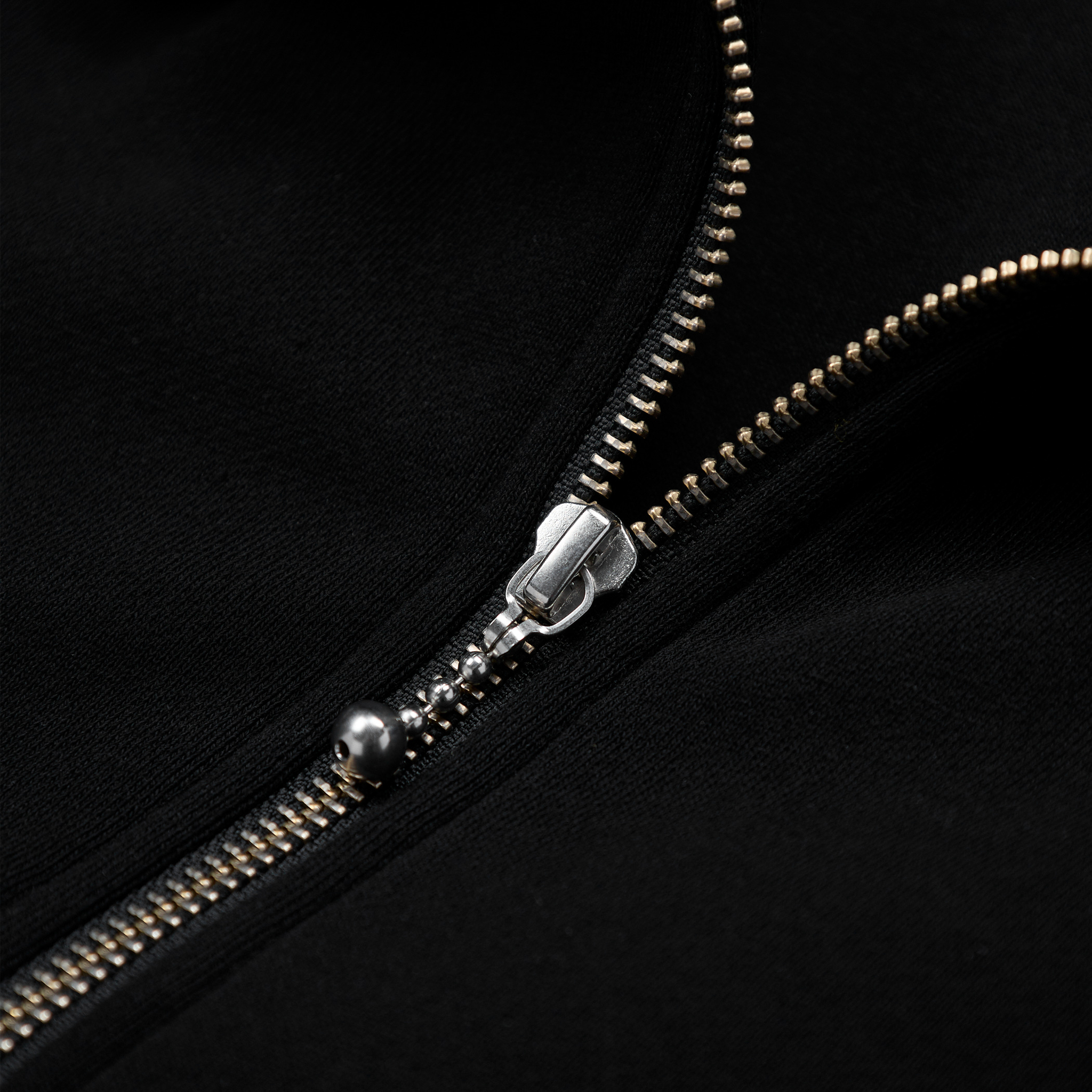Image of YY QUILTED HALFZIP SWEATSHIRT